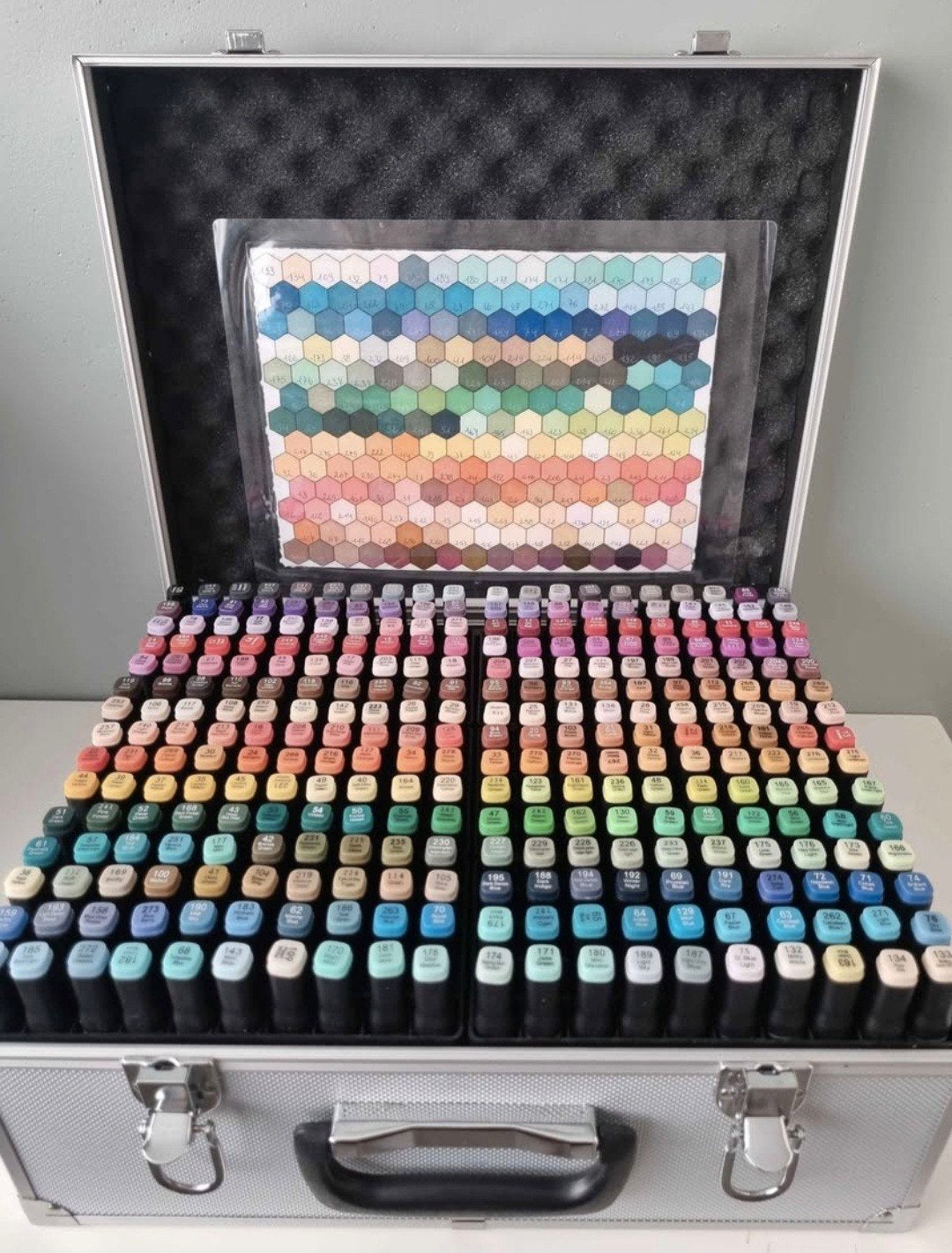 300 twin tip markers, Hobby en Vrije tijd, Ophalen