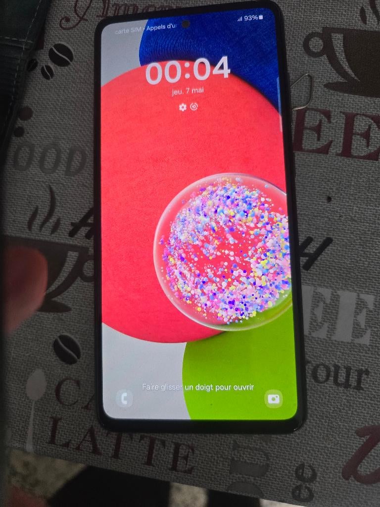 GSM GALAXY a 52  5g, Telecommunicatie, Mobiele telefoons | Samsung, Ophalen of Verzenden, Zo goed als nieuw, Zwart, Galaxy A
