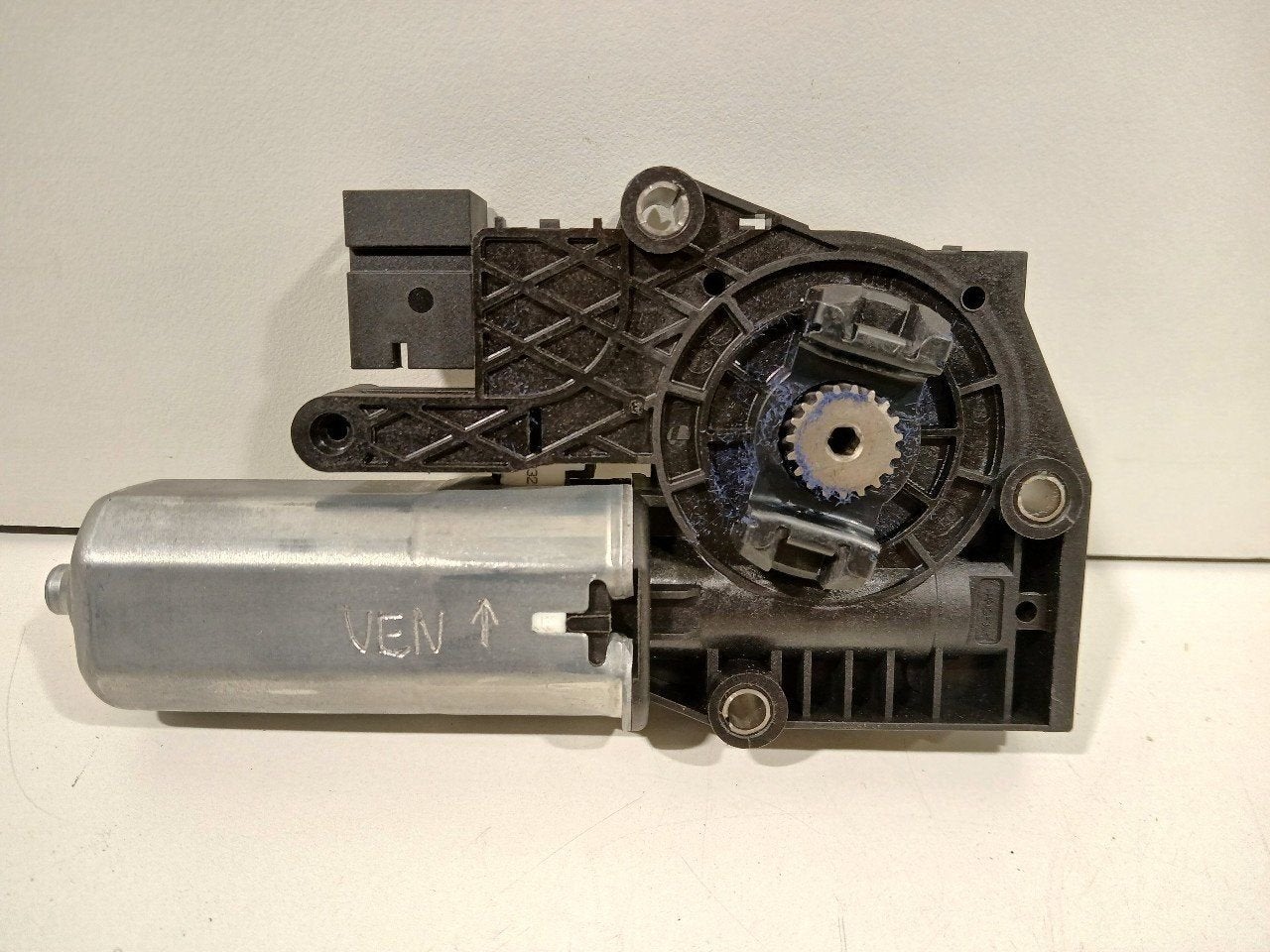Motor open dak Volkswagen ID.3, Onderdelen@venauto.nl, Van der Ven Autorecycling B.V., Gebruikt, Ettenseweg 76, 4706 PB Roosendaal, The Netherlands