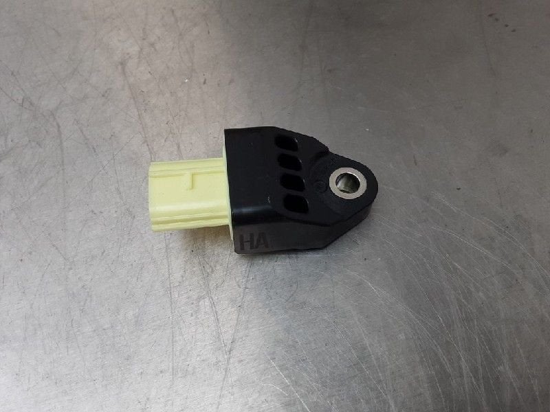 CAPTEUR AIRBAG Toyota Auris (E18) (|8983102160|), Utilisé, Toyota