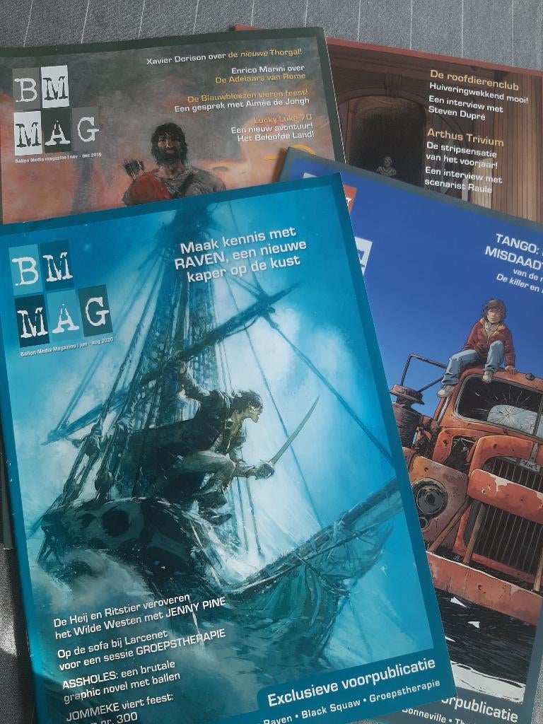 4 x Ballon Media Magazine, Livres, BD, Comme neuf, Plusieurs BD, Enlèvement