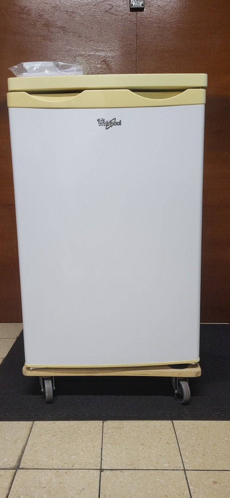 koelkast tafelmodel met vriesvak, Elektronische apparatuur, Gebruikt, 75 tot 100 liter, 45 tot 60 cm, Met vriesvak