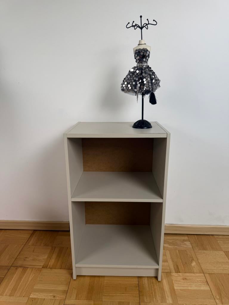 ️ IKEA lichtgrijs nachtkastje, Ophalen, Zo goed als nieuw