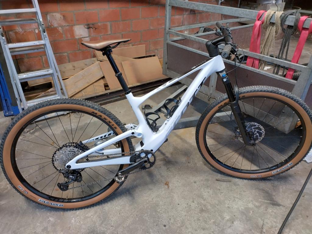 Scott Spark RC Pro/comp maat M (-200km), Fietsen en Brommers, Fietsen | Mountainbikes en ATB, Ophalen
