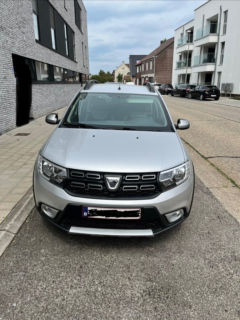 Dacia Sandero Stepway, Autos, Dacia, Argent ou Gris, Achat, 898 cm³, 5 portes