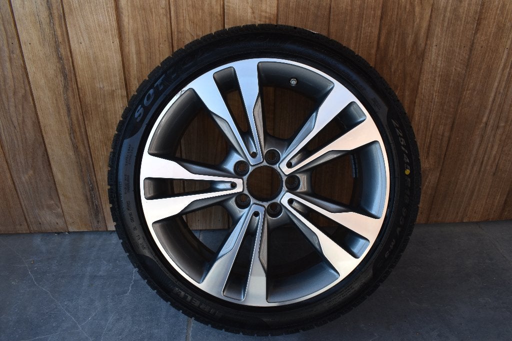 Winterbanden Mercedes W205 - Pirelli - 18", Pneus et Jantes, Pneus hiver, Véhicule de tourisme, 18 pouces