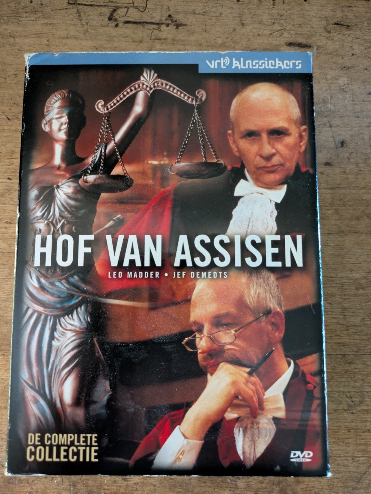 Volledige dvd collectie Hof Van Assisen, Ophalen of Verzenden, Gebruikt, Misdaad, Seizoen 1