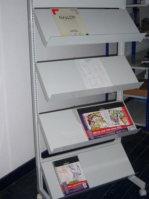 Présentoir à brochures, Articles professionnels, Aménagement de Bureau & Magasin | Mobilier de bureau & Aménagement, Salle de réunion ou de Présentation
