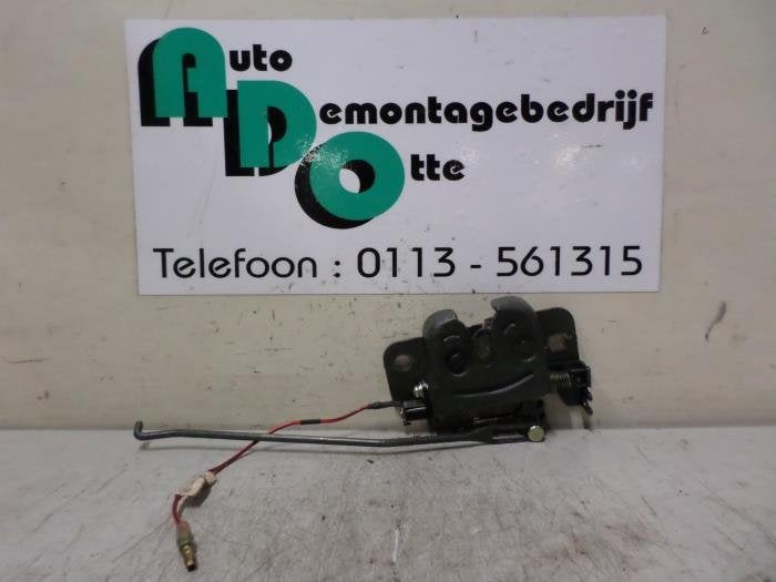 Slotmechaniek Achterklep van een Hyundai Coupe, Auto-onderdelen, Gebruikt, -, -, Ophalen of Verzenden