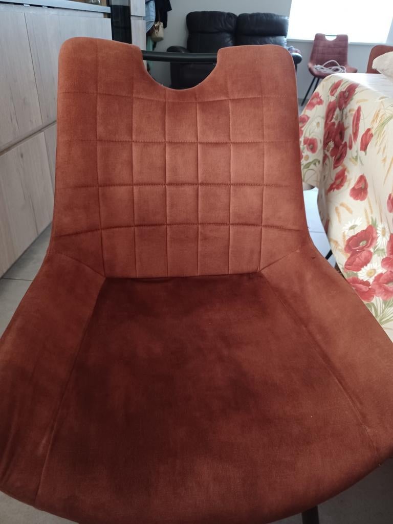 Stoelen, Ophalen