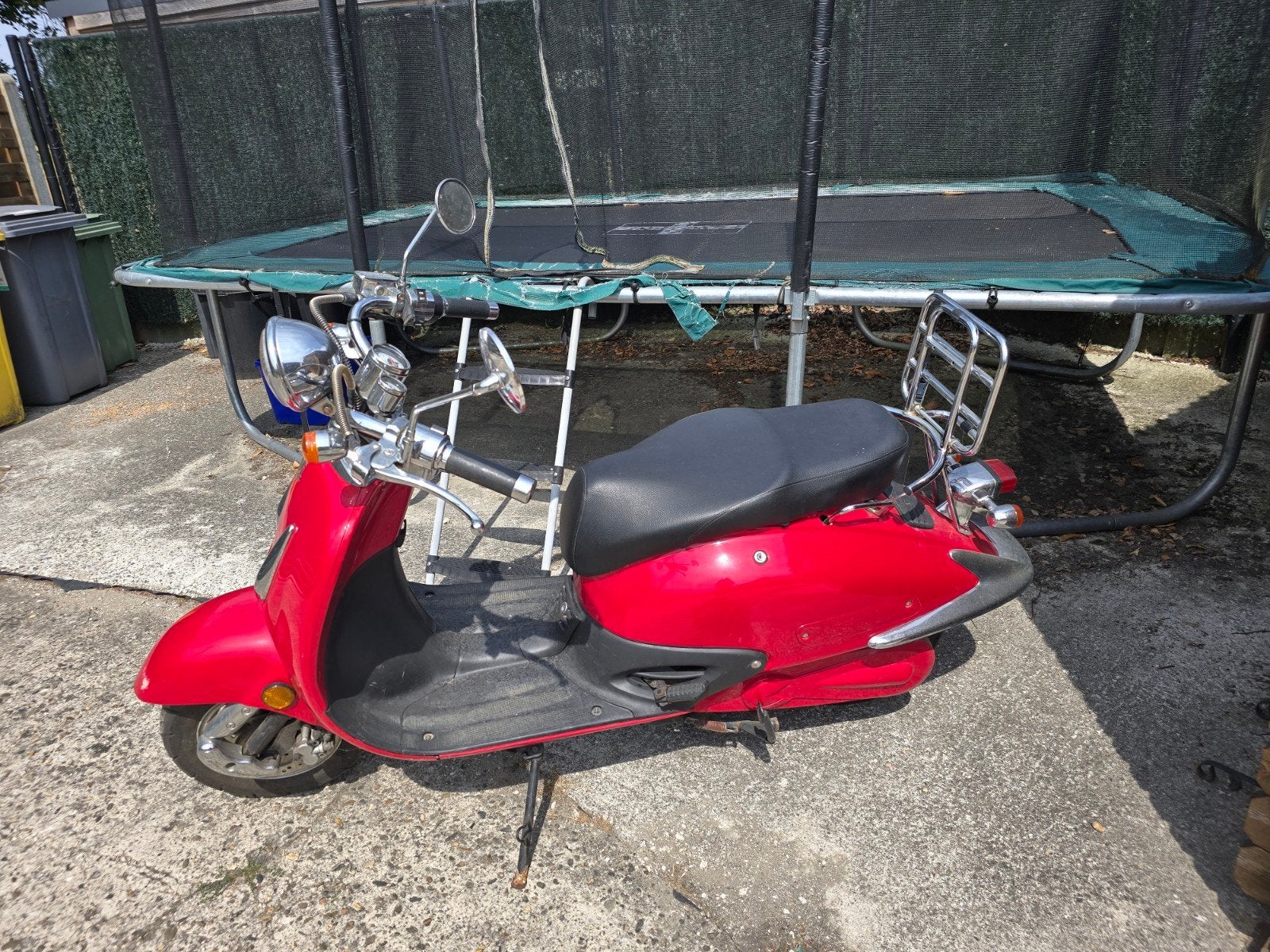 Scooter Ebretti klasse A, Fietsen en Brommers, Ophalen