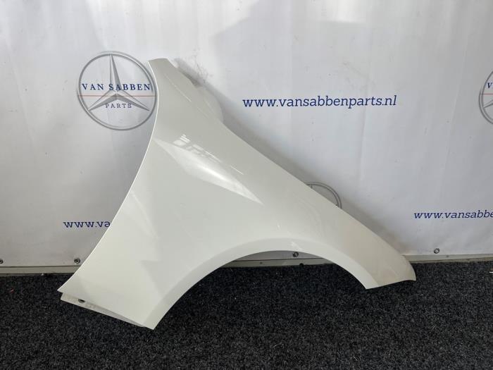 Aile avant droite d'un Mercedes CLS-Klasse (149), -, 3 mois de garantie, Utilisé, -
