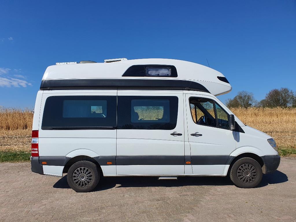 Mercedes-Benz James Cook WESTFALIA | Hors réseau | 4 pers., Caravanes & Camping, Camping-cars, Particulier, jusqu'à 4, Modèle Bus ou Fourgon aménagé
