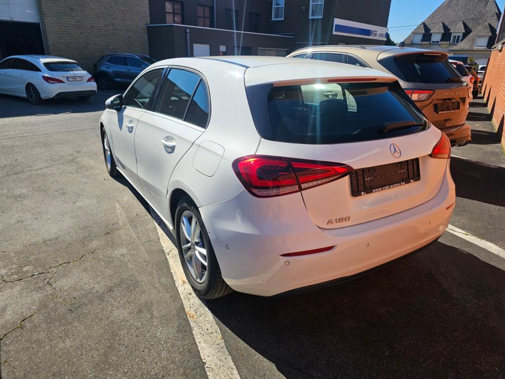 Mercedes A180 benzine automaat, Auto's, Mercedes-Benz, Euro 6, 4 cilinders, Wit, Leder