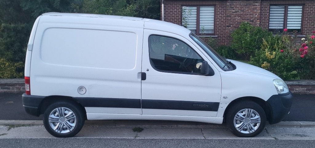 CITROËN BERLINGO 1.6HDI/2007/KLAAR OM IN TE SCHRIJVEN!, Auto's, Citroën, Particulier, Berlingo, ABS, Airbags, Boordcomputer, Metaalkleur
