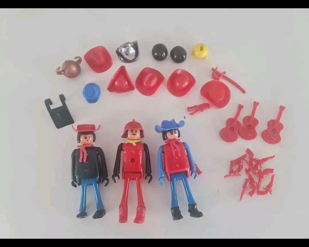 Speelfiguren big play : 3 poppetjes met accessoires, Ophalen of Verzenden