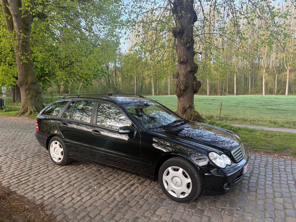 ✅Mercedes Break C200 Diesel Facelift-Model Gekeurd‼️, Auto's, Zwart, Zwart, Bedrijf, 5 deurs