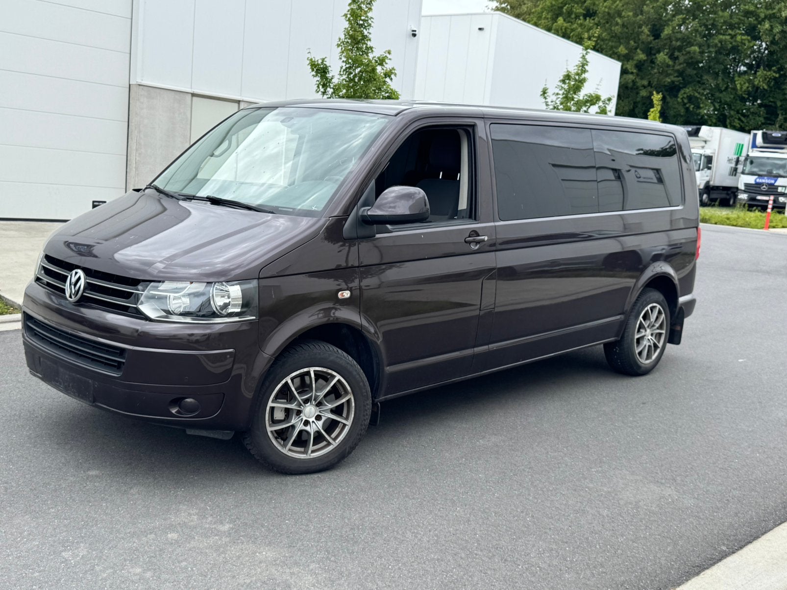 Vw Caravella Dsg 2litre tre belle vatiure, Auto's, Volkswagen, 4 deurs, Diesel, Particulier, 140 kW