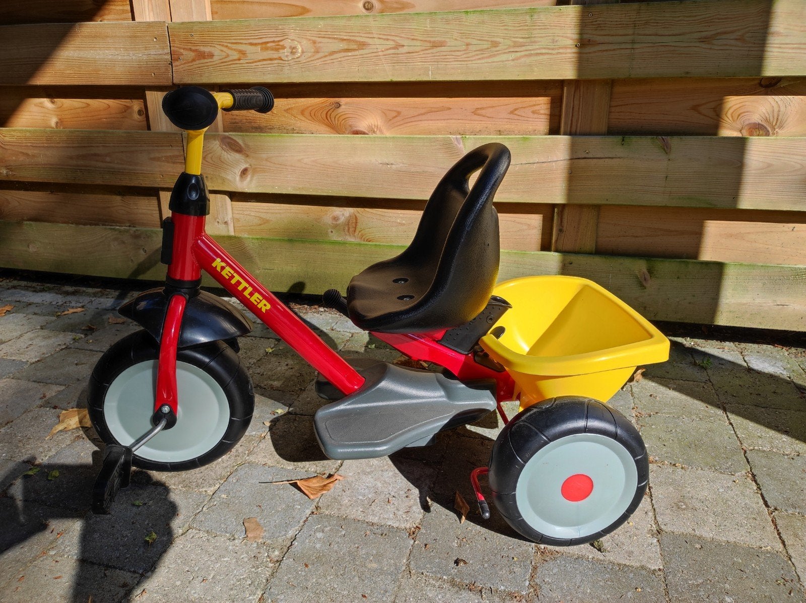 Tricycle Kettler (très bon état), Vélos & Vélomoteurs, Enlèvement, Comme neuf, Kettler, Siège réglable
