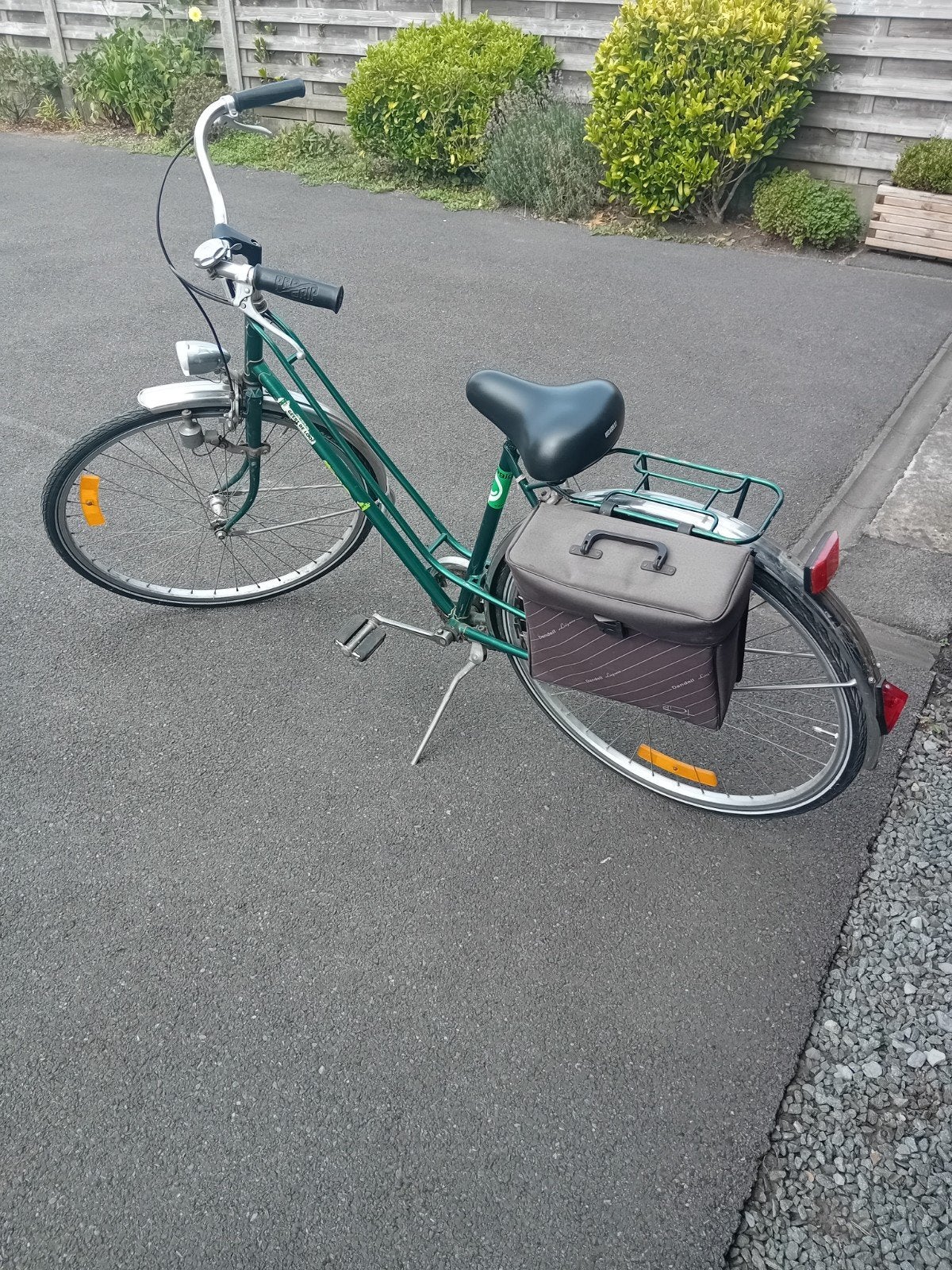 Damesfiets, Enlèvement
