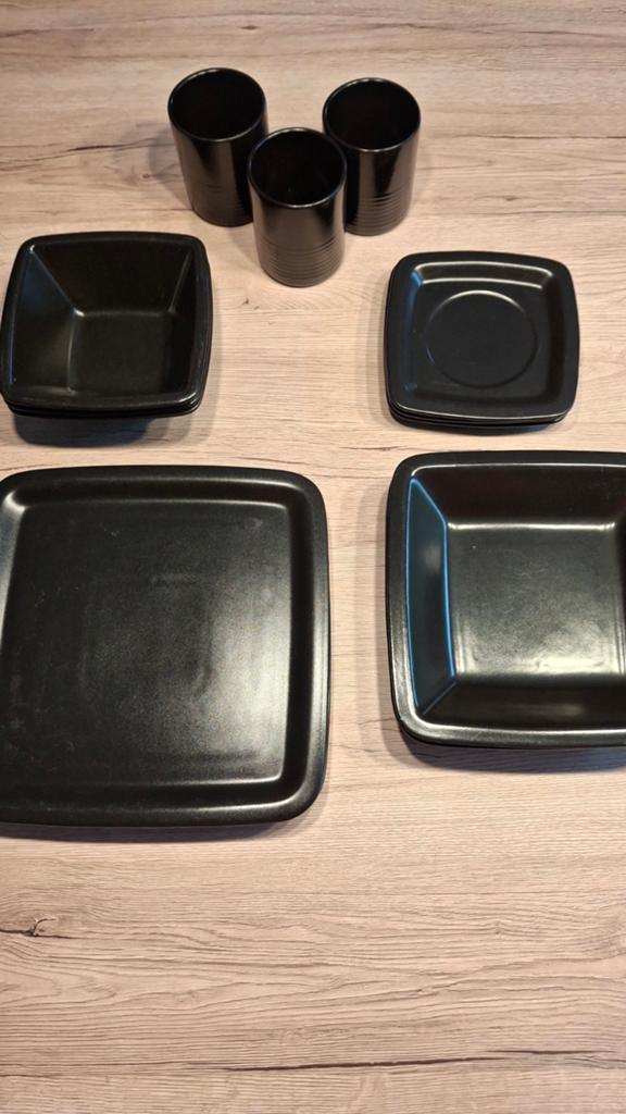 Ikea-service 3 personen, Huis en Inrichting, Keuken | Servies, Ophalen