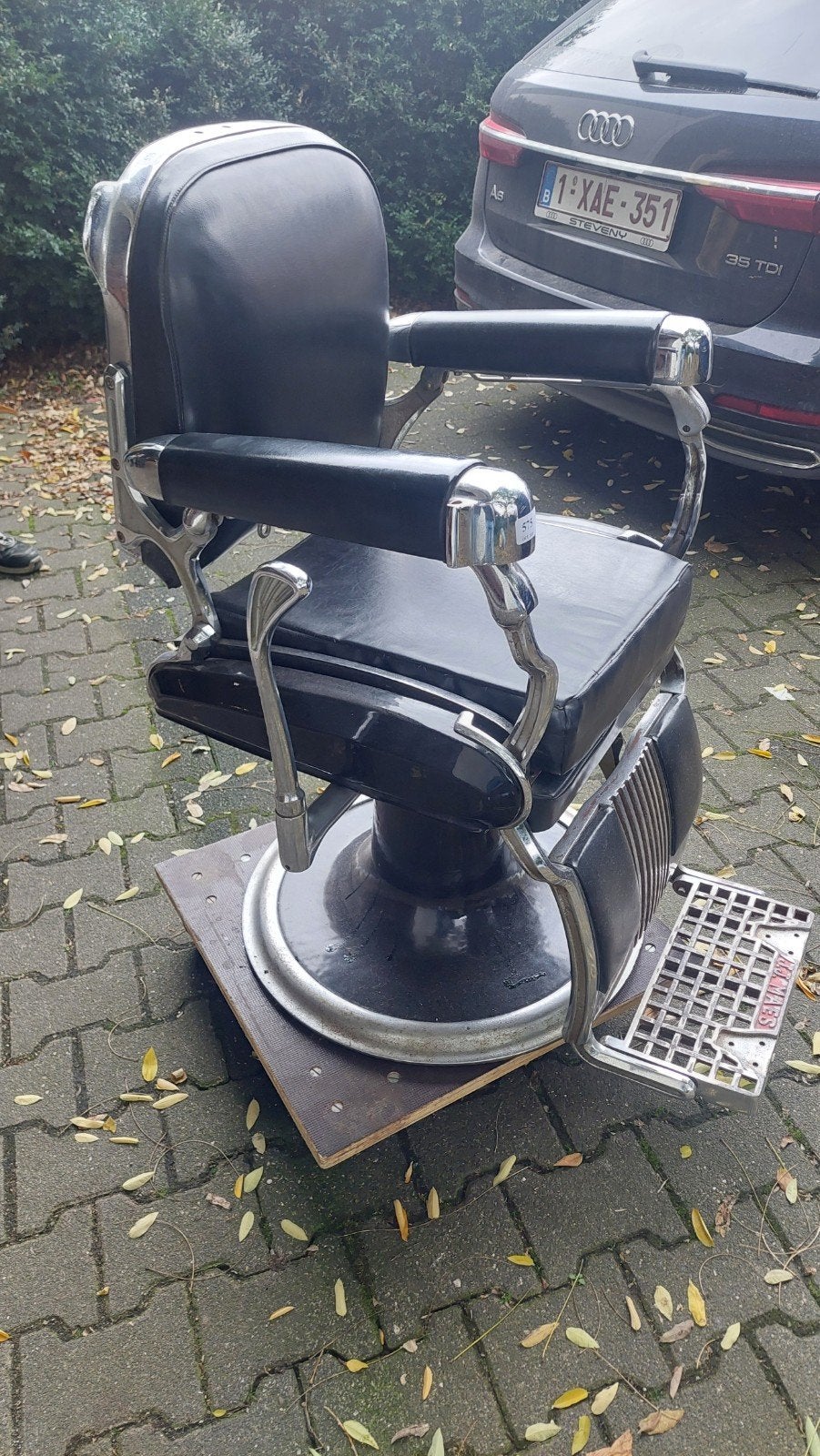 FAUTEUIL DE COIFFEUR/BARBIER ANNÉE 50/60, Enlèvement