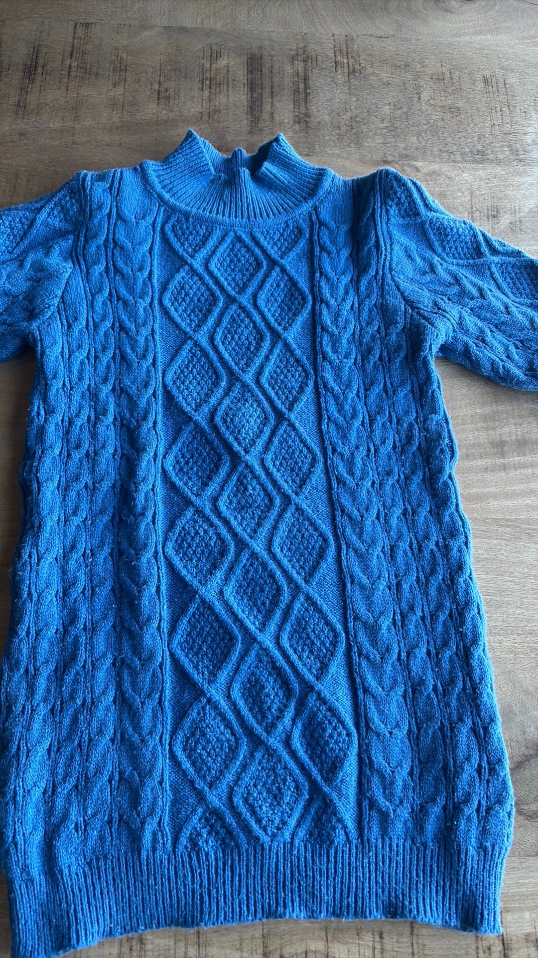 Robe pull Shein 6ans116cm bleu roi maille torsadée col roulé, Enlèvement ou Envoi, Comme neuf, Bleu