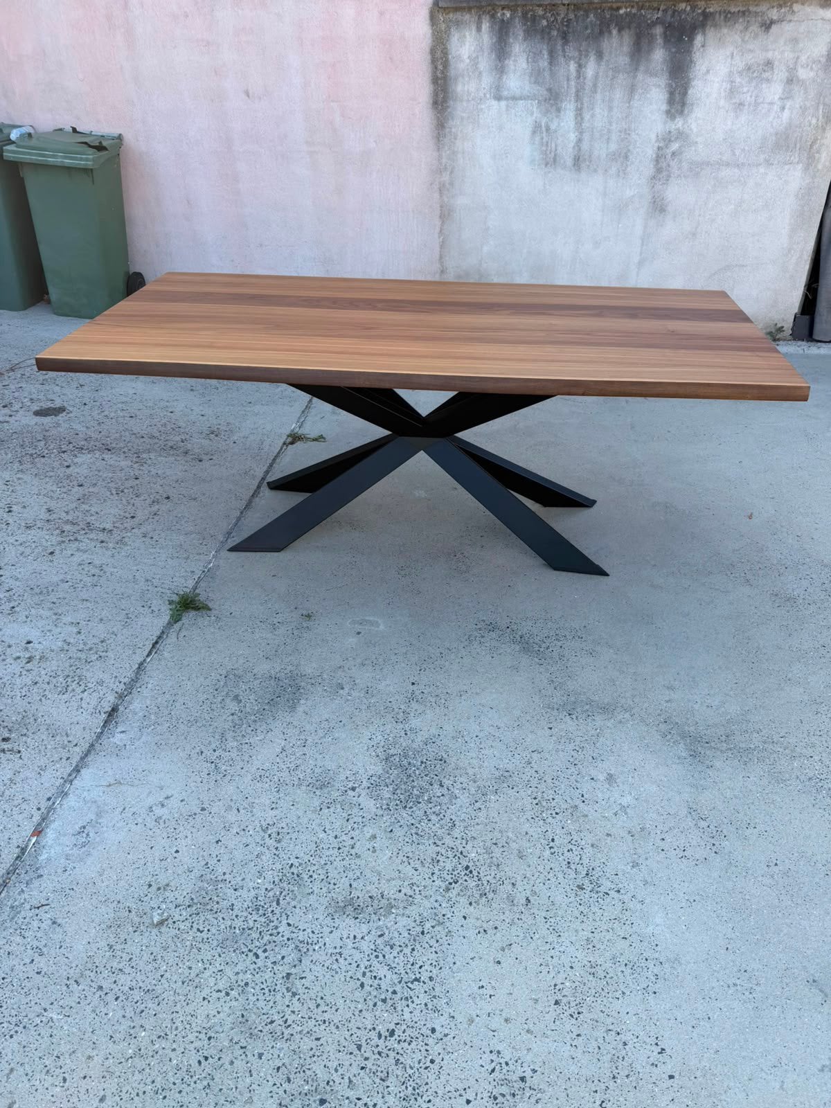 Table de salle a manger, Enlèvement, Utilisé