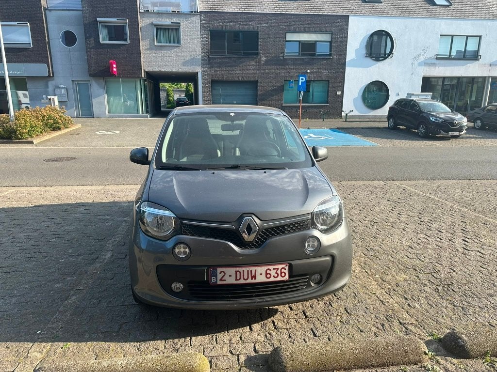 Renault Twingo - 2016 - 900cc - Automaat - 29274km, Auto's, Renault, 4 zetels, Euro 6, 900 cc, Grijs