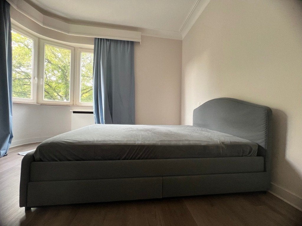 IKEA HAUGA Upholstered Bed Frame 2 Storage Boxes 140 x 200, Ophalen, Overige materialen, Brand: IKEA IKEA HAUGA Upholstered Bed Frame 2 Storage Boxes