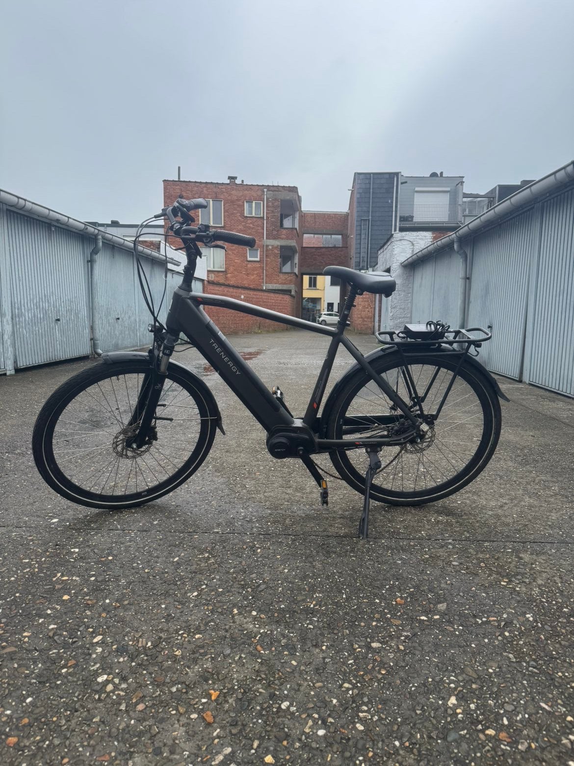 TRENERGY ELEKTRISCHE FIETS MET MIDDENMOTOR, Fietsen en Brommers, Elektrische fietsen, Zo goed als nieuw, Ophalen