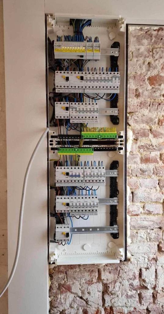 #Électricien oud #chauffagiste goedgekeurd 0492363428, Ophalen of Verzenden, Zo goed als nieuw
