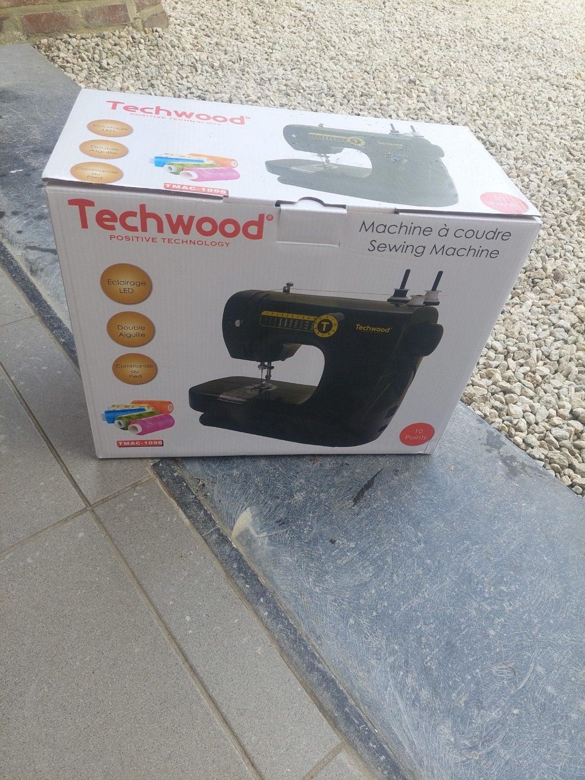 machine à coudre pour apprendre à coudre. Très peu utilisé, Enlèvement, Machine à coudre