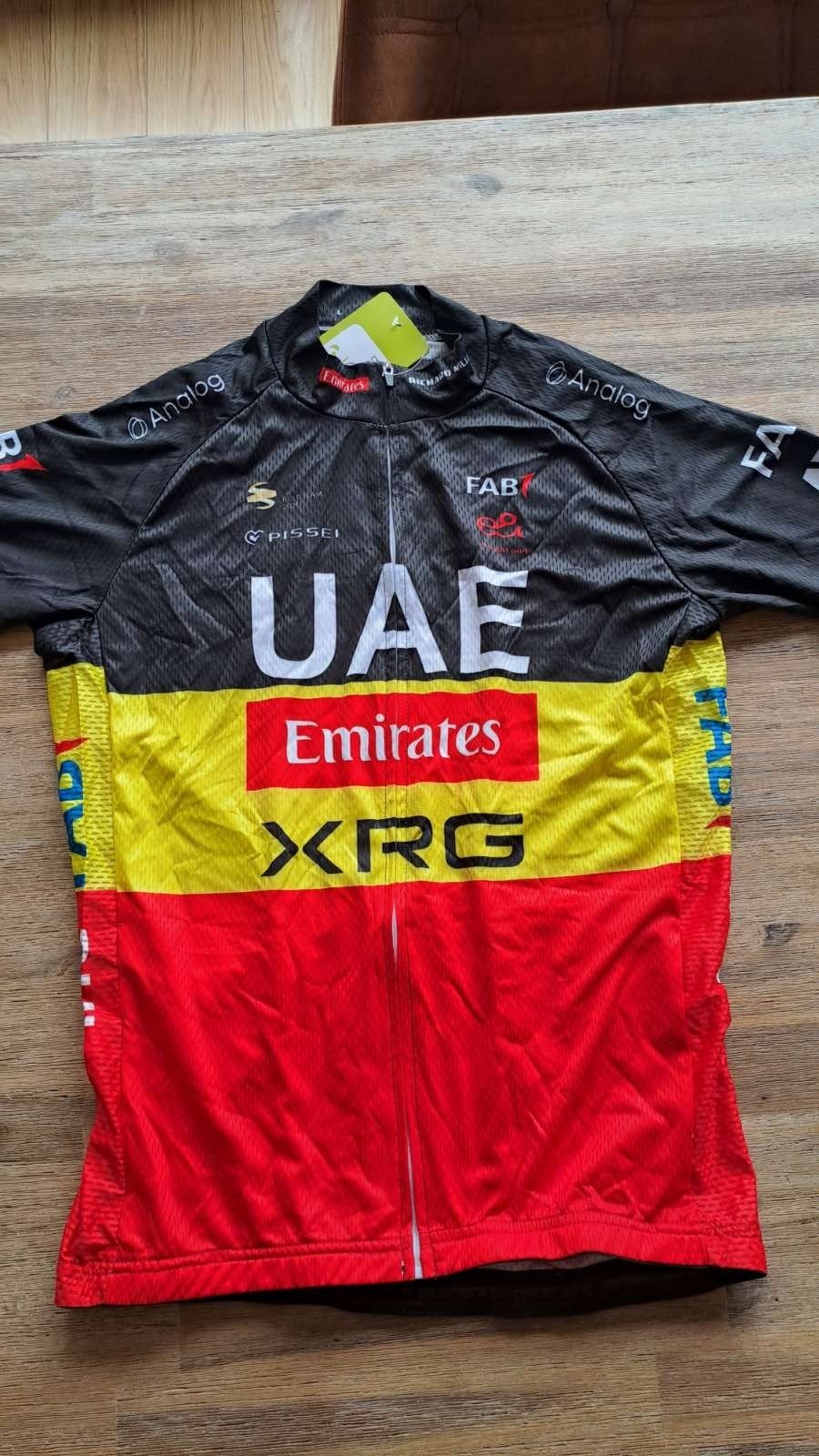 NEUF - Maillot PISSEI UAE Emirates Champion Belgique, Neuf, Enlèvement, Multicolore, Pissei