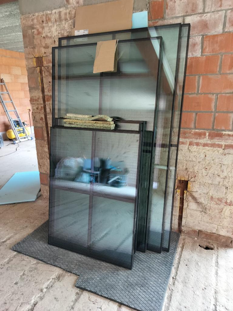 Raam glas, Doe-het-zelf en Bouw, Ophalen, Zo goed als nieuw, Gevelraam of Ruit