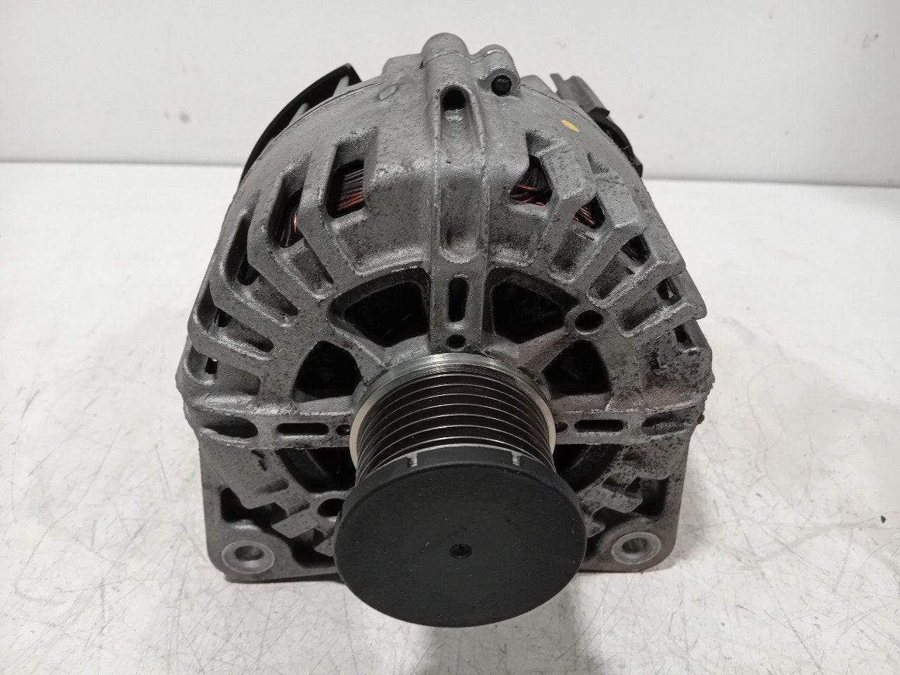 Dynamo Renault Master, Onderdelen@venauto.nl, Van der Ven Autorecycling B.V., Ettenseweg 76, 4706 PB Roosendaal, The Netherlands