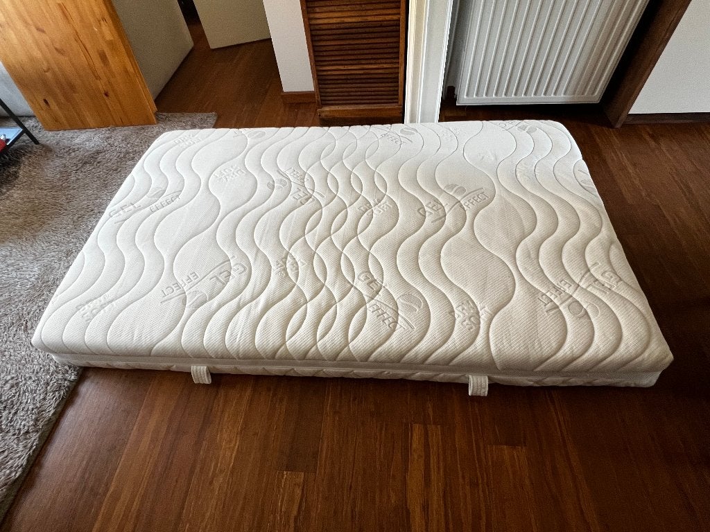 MATRAS GEL EFFECT 120*200*20, Ophalen, Zo goed als nieuw, Twijfelaar, 200 cm