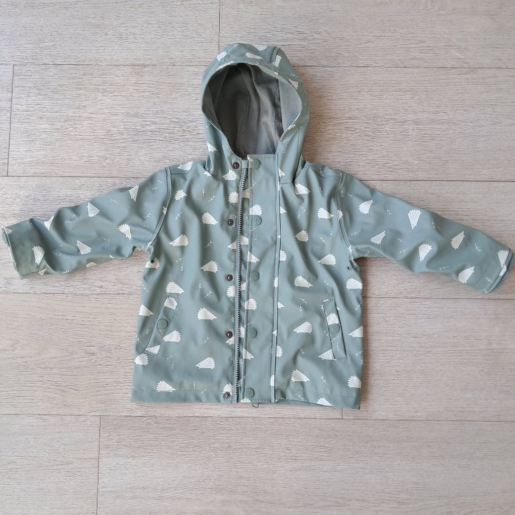 Regenjasje motief Egel - voor 1-jarigen, Kinderen en Baby's, Babykleding | Maat 86, Ophalen, Zo goed als nieuw, Jongetje of Meisje