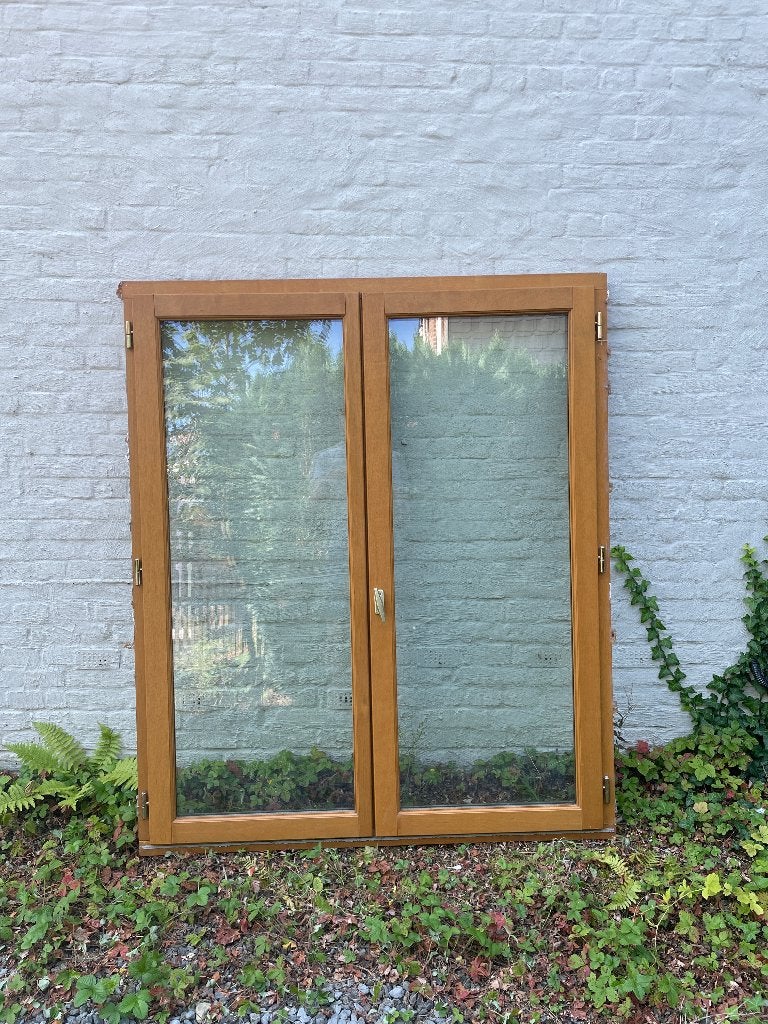 Gratis houten raam, Doe-het-zelf en Bouw, Ophalen, Gevelraam of Ruit, Gebruikt, 120 tot 160 cm