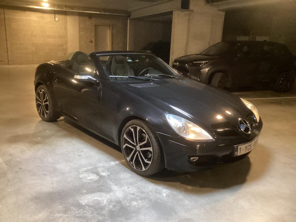 Auto zwarte Mercedes SLk, Auto's, Automaat, Achterwielaandrijving, Zwart, 4 cilinders