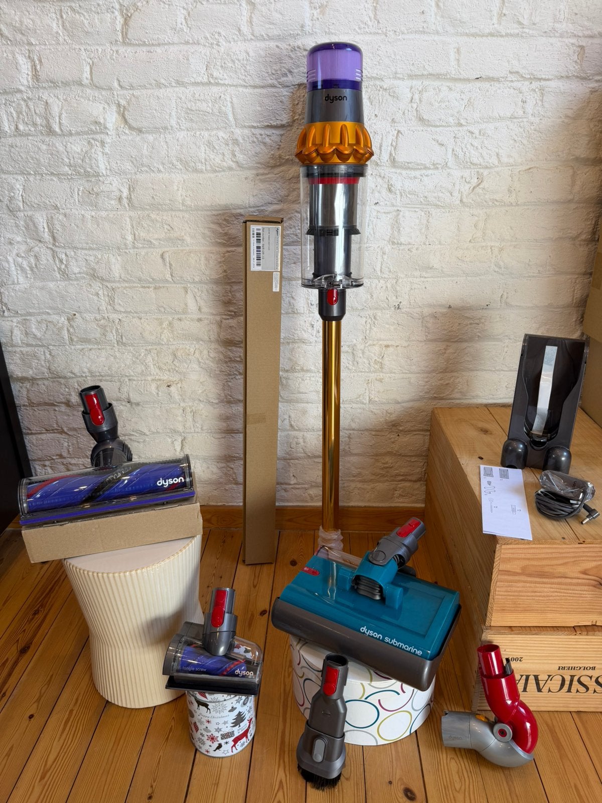 Dyson V15 Submarine fonctionne comme une horloge comme neuf, Electroménager, Aspirateurs, Enlèvement ou Envoi, Fonction serpillière