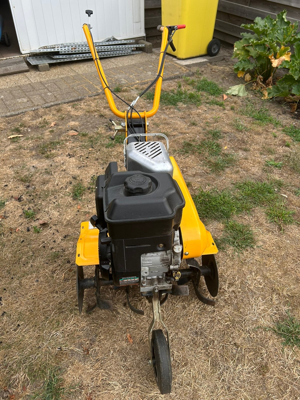 Freesmachine, Tuin en Terras, Ophalen, Zo goed als nieuw