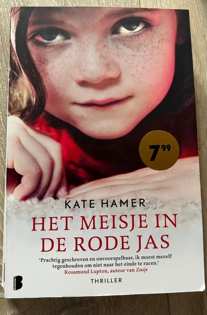 Het meisje in de rode jas, Enlèvement, Comme neuf