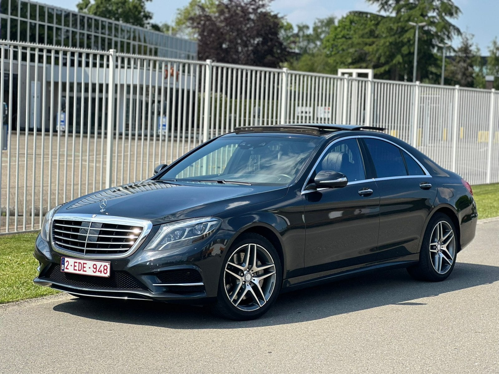 Gamme Mercedes S350 Amg, Autos, Cuir, Achat, Entreprise, Autres couleurs
