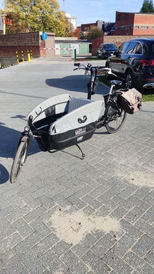 Gazelle Cabby Bakfiets – Inclusief Regenhuif, Frein sur jante, Bâche, Comme neuf, Enlèvement