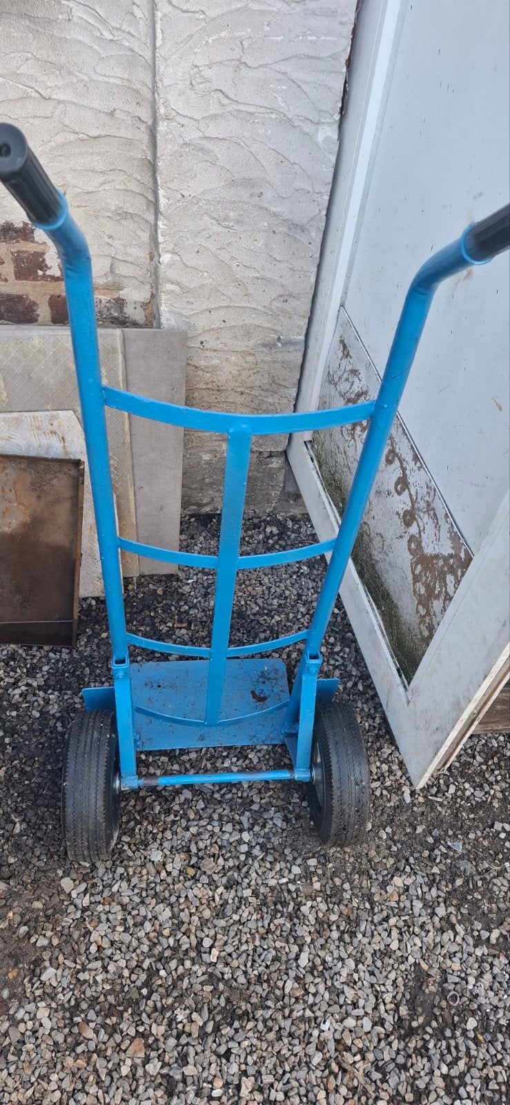 diable aucun problème.  Nouvelle roue ect.., Bricolage & Construction, Enlèvement, Diable