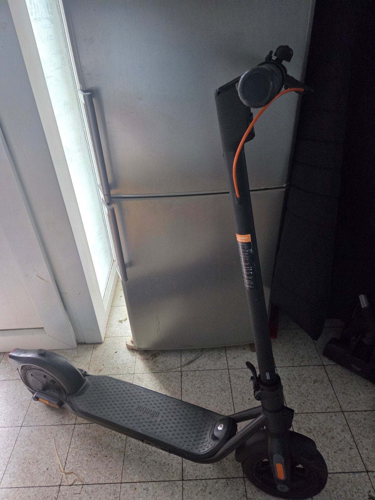 Trotinette ninebot F2Pro, Vélos & Vélomoteurs, Trottinettes, Enlèvement ou Envoi
