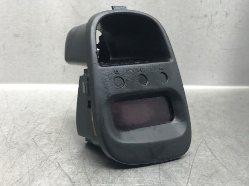 KLOK Hyundai H-1/H-200 (01-1997/01-2008) (|945204A001|), Gebruikt, Hyundai