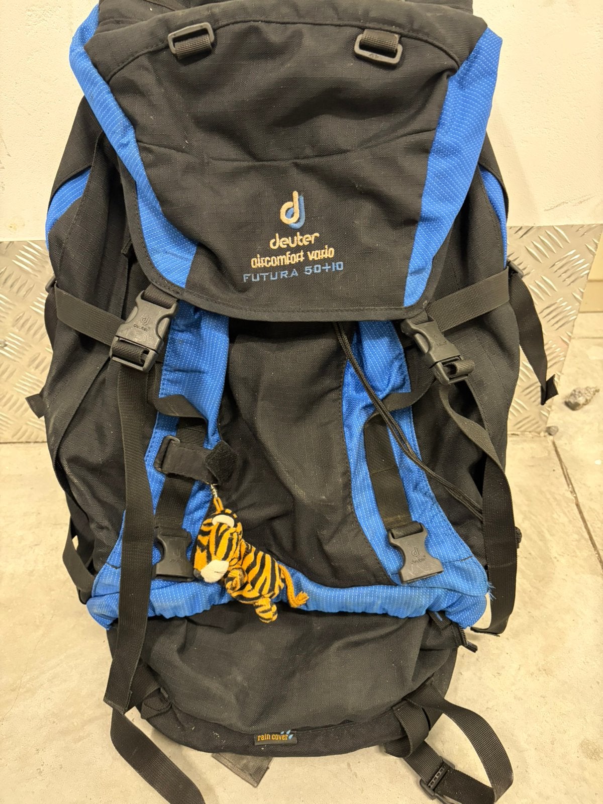 Deuter vario 50+10 rugzak, Bijoux, Sacs & Beauté, Sacs | Sacs à dos, Enlèvement, Utilisé, Autres marques