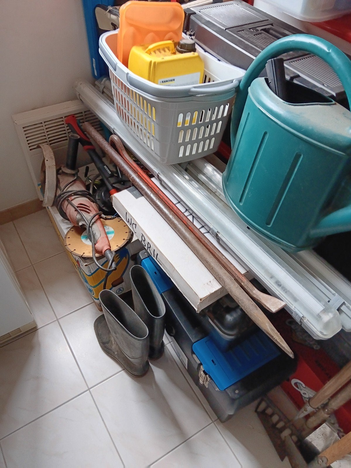 lot werkmateriaal, Ophalen